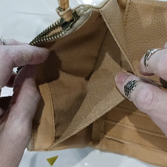 Wallet - Picture 7 of 7